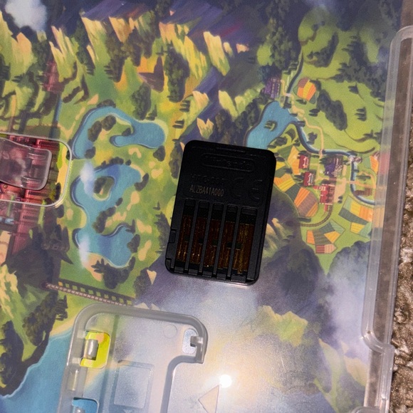 Pokémon Shield - Picture 5 of 5